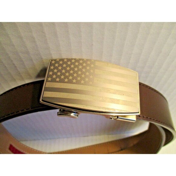 *NEXBELT Chestnut Brown Leather Belt w Flag Motif Buckle - Picture 2 of 7